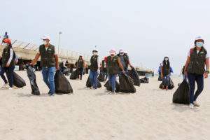 UAP TUMBES PARTICIPARON EN JORNADA DE LIMPIEZA DE PLAYAS 4